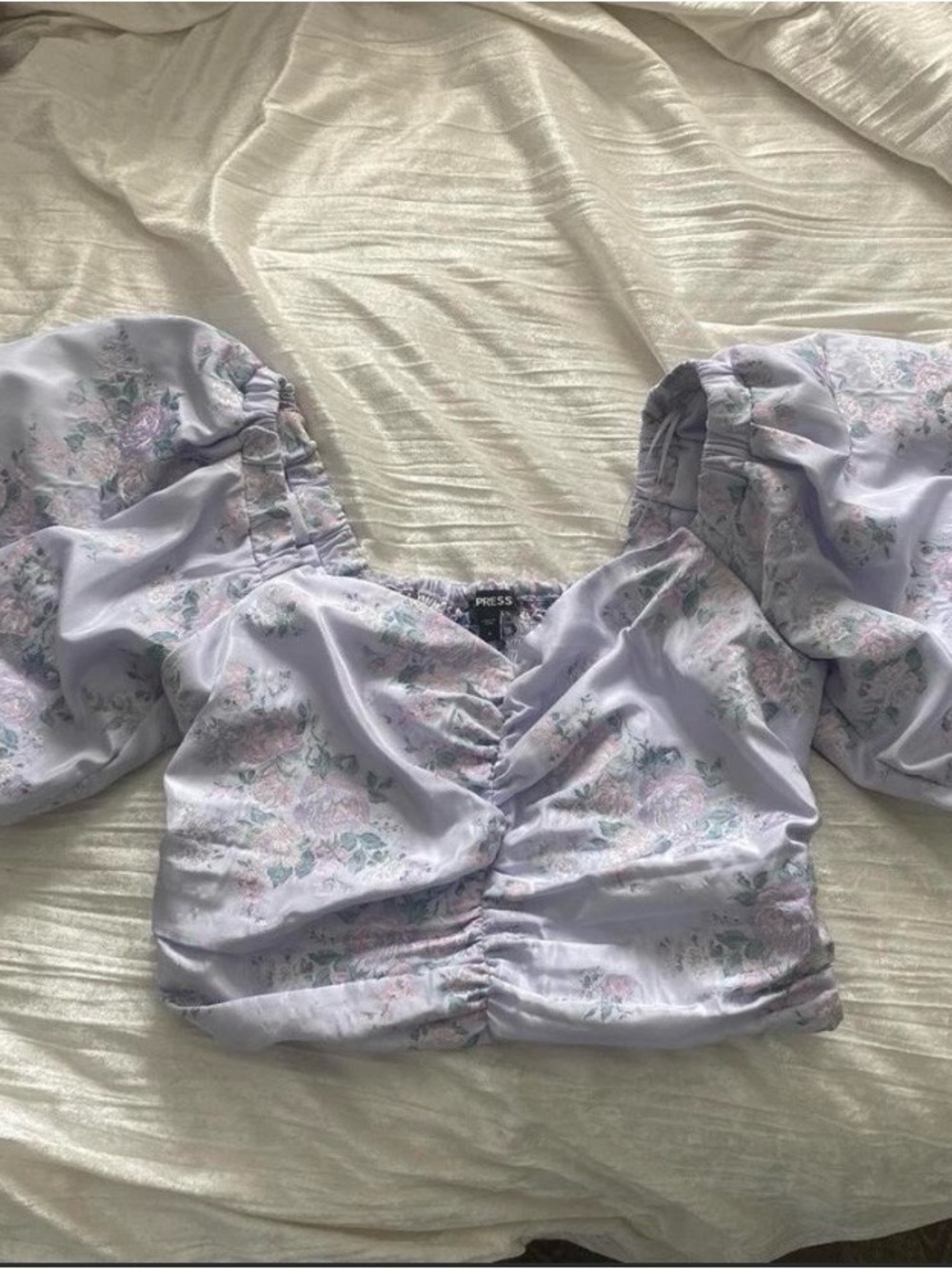 Express Lavender Floral Puff-Sleeve Crop Top